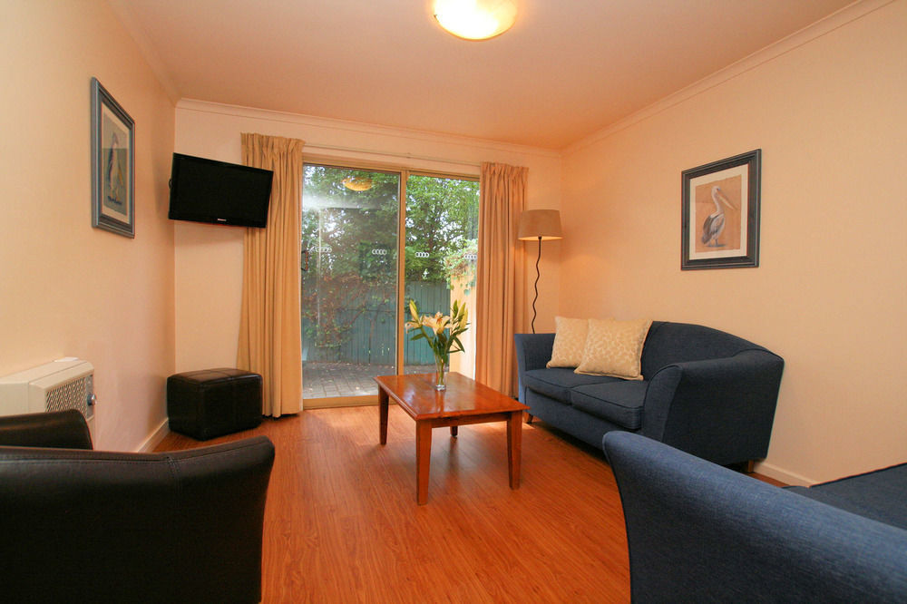 לונסטון Elphin Serviced Apartments מראה חיצוני תמונה
