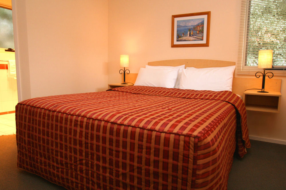 לונסטון Elphin Serviced Apartments מראה חיצוני תמונה